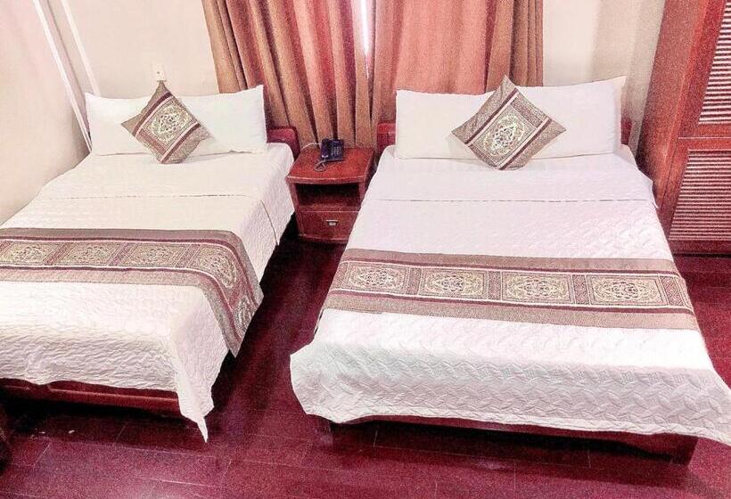 اتاق استاندارد با 2 تخت دوبل, Holiday