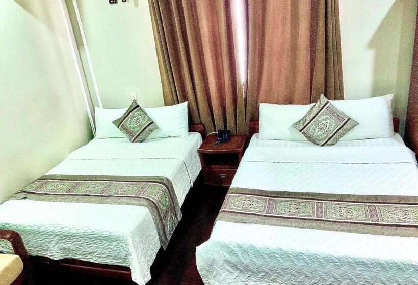 اتاق استاندارد با 2 تخت دوبل, Holiday