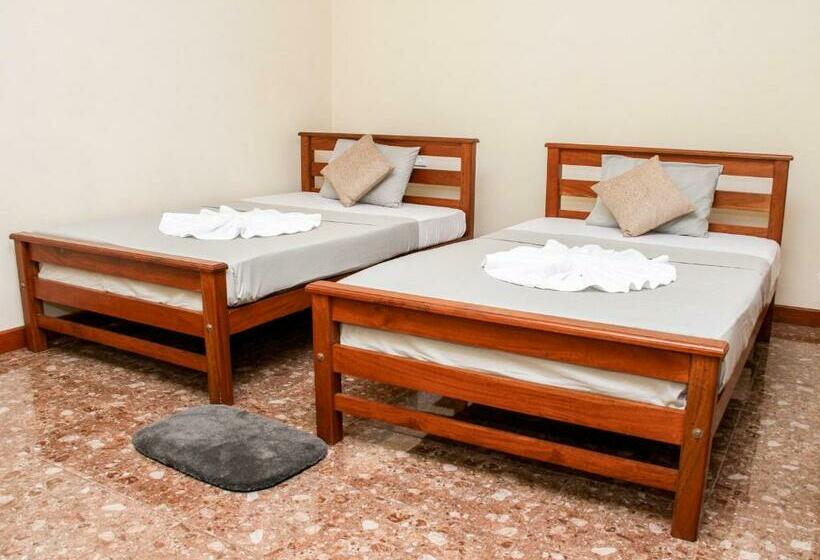 家庭间, Nilketha Yala Tissamaharama