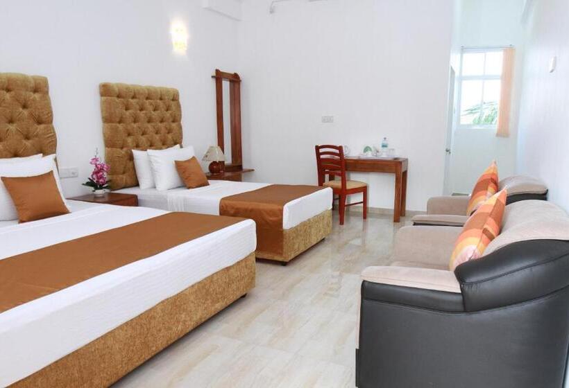 带大床的复式套间, Nilketha Yala Tissamaharama