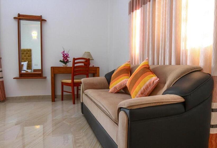 带大床的复式套间, Nilketha Yala Tissamaharama