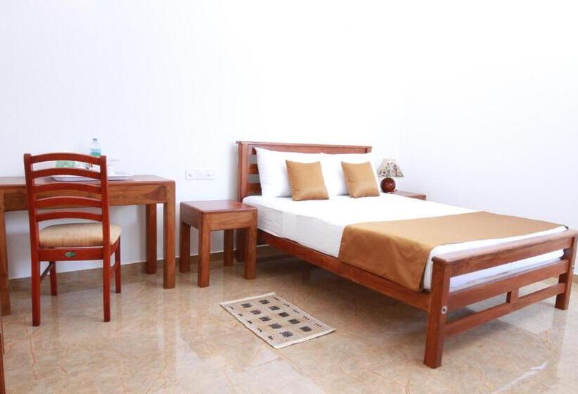 标准间, Nilketha Yala Tissamaharama