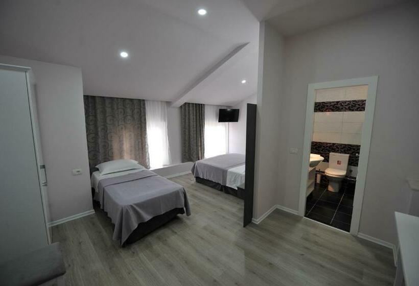 디럭스 룸, Rose Garden