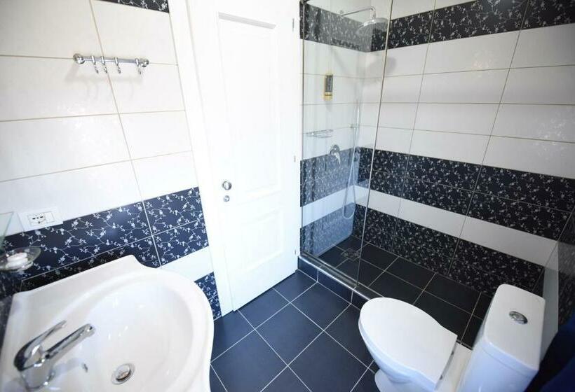 디럭스 룸, Rose Garden