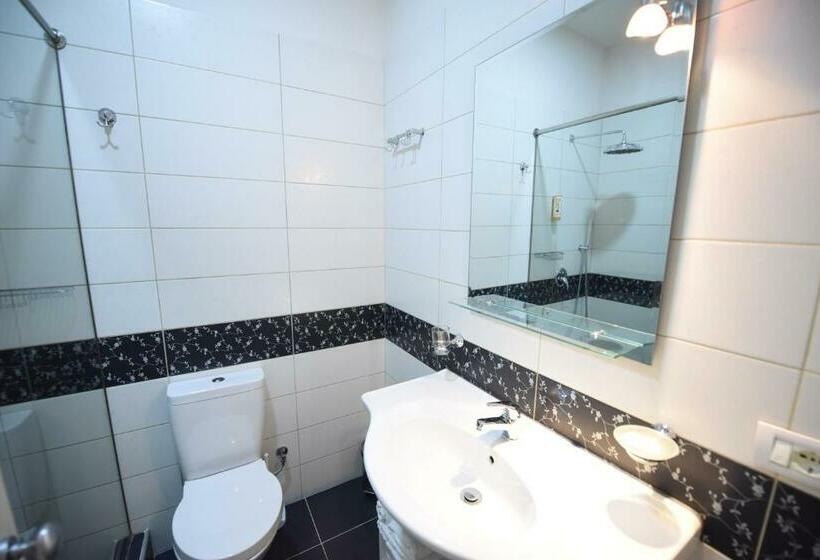 디럭스 룸, Rose Garden