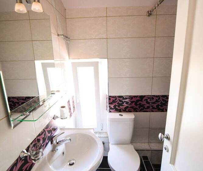 스탠다드 룸, Rose Garden