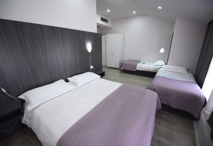 디럭스 패밀리 룸, Rose Garden