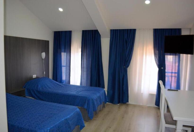 디럭스 룸, Rose Garden