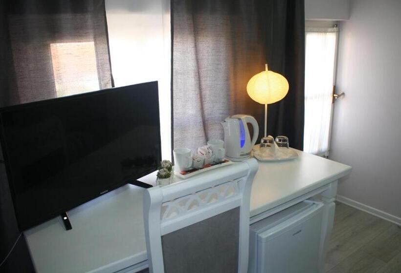 스탠다드 룸, Rose Garden