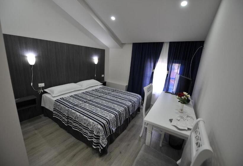 스탠다드 룸, Rose Garden