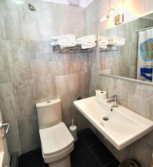 수피리어 패밀리 룸, Rose Garden