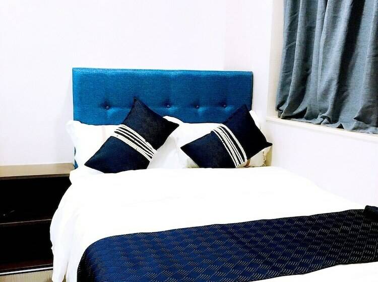 اتاق استاندارد, Seasons