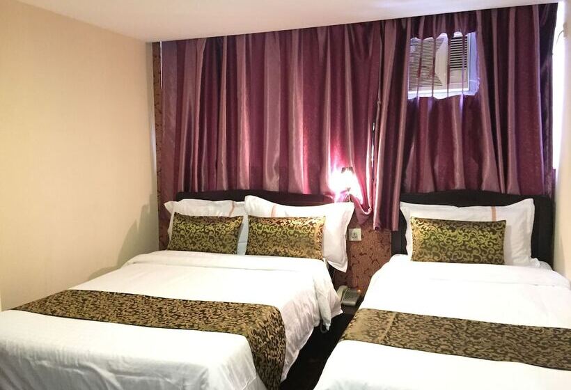 اتاق استاندارد چهار تخته, Seasons