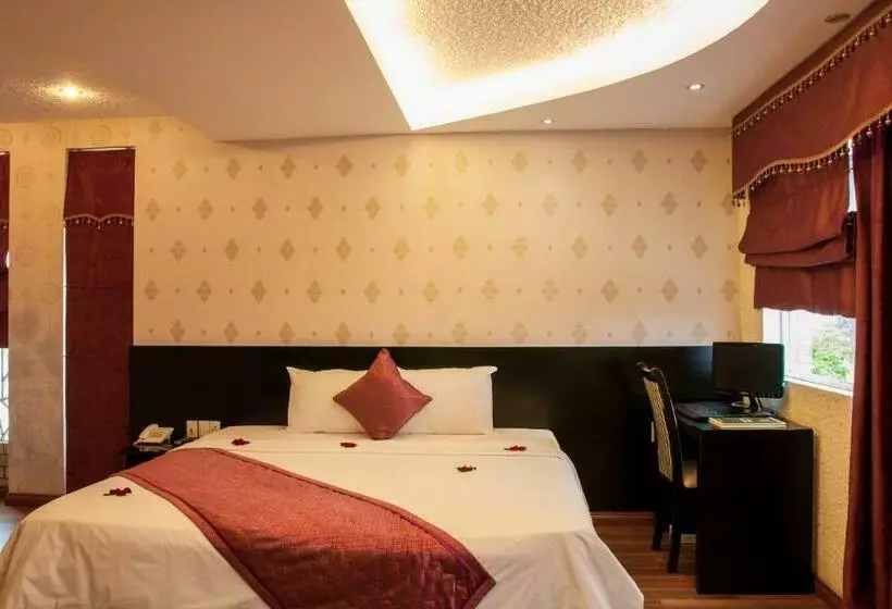 اتاق لوکس با تخت بزرگ, Le Dung Hotel & Spa