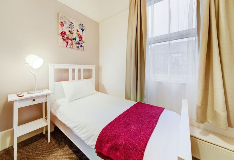 חדר סטנדרט יחיד, The Regents Guest House