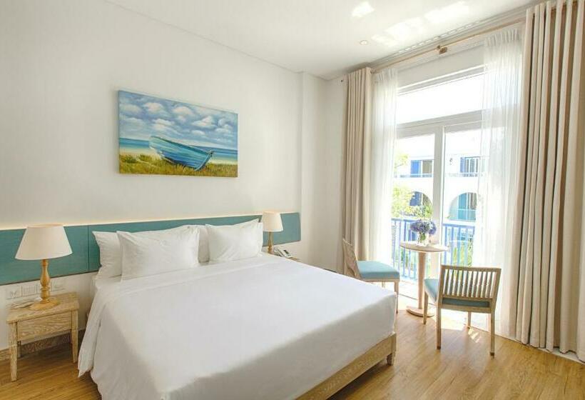 مجموعه ویستا شهر, Risemount Premier Resort Danang