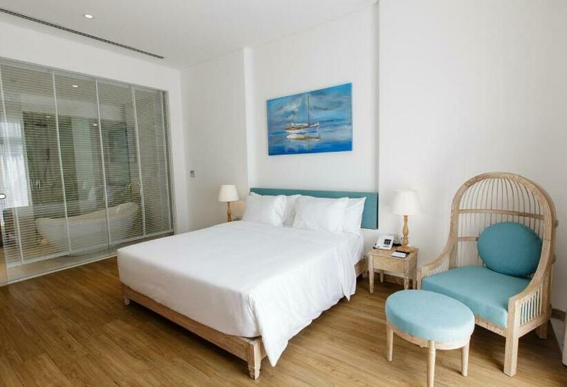 مجموعه ویستا شهر, Risemount Premier Resort Danang