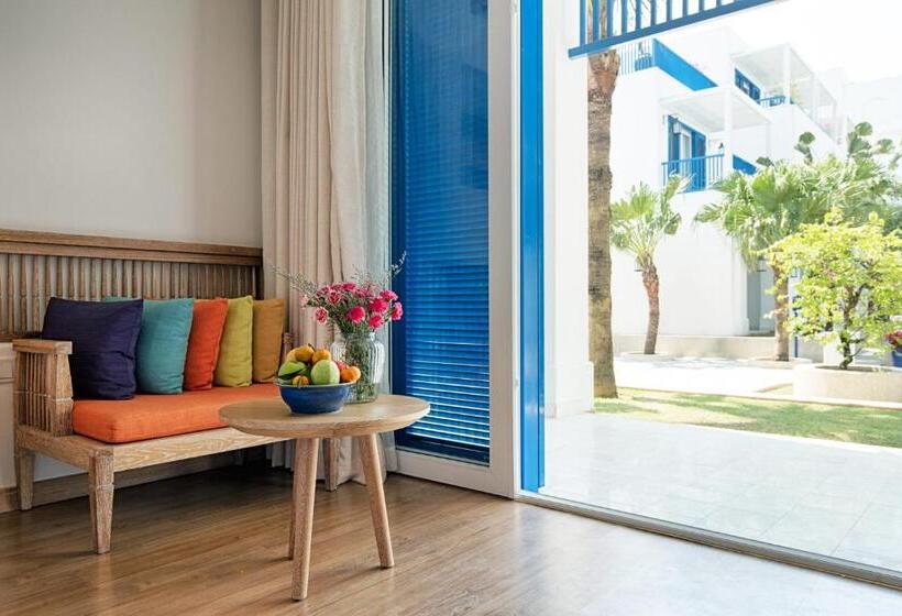 سوئیت جونیور با تخت بزرگ, Risemount Premier Resort Danang