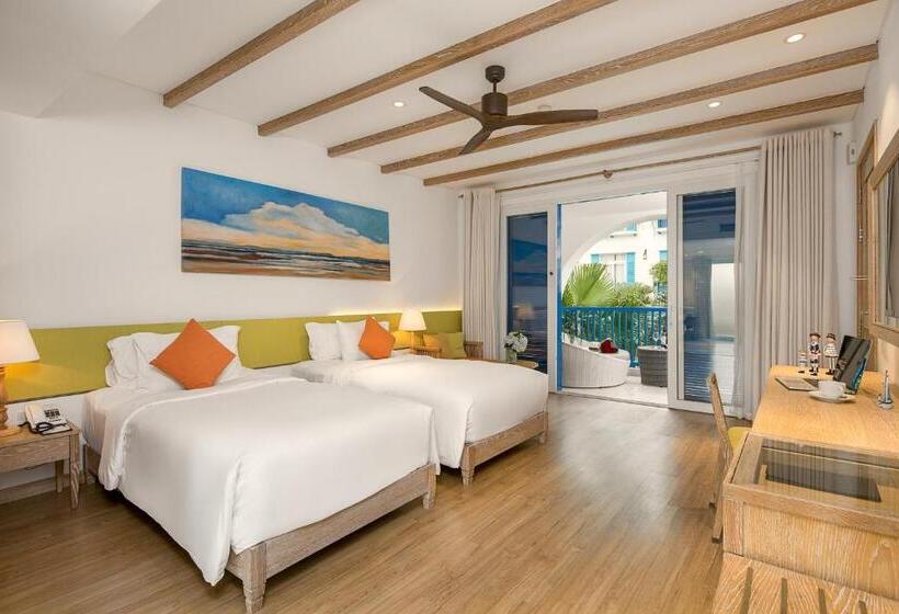 سوئیت جونیور با تراس, Risemount Premier Resort Danang