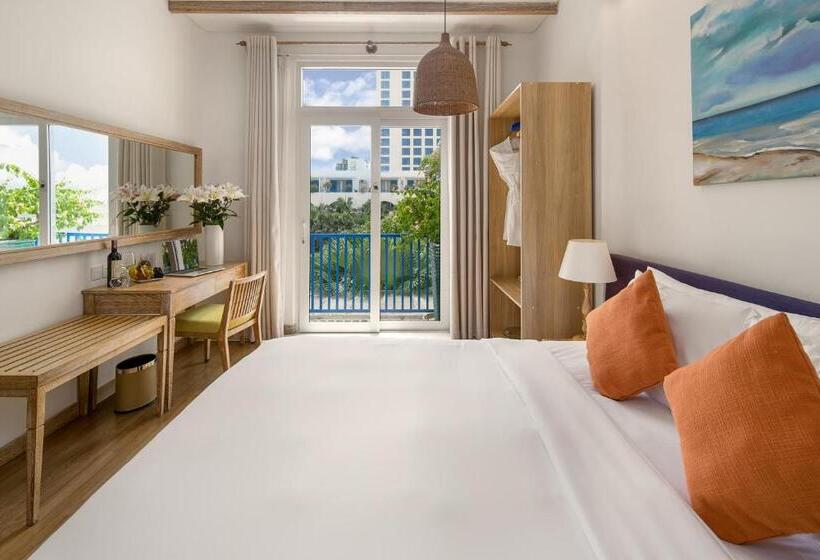 اتاق دلوکس با تخت کینگ و چشمانداز شهر, Risemount Premier Resort Danang