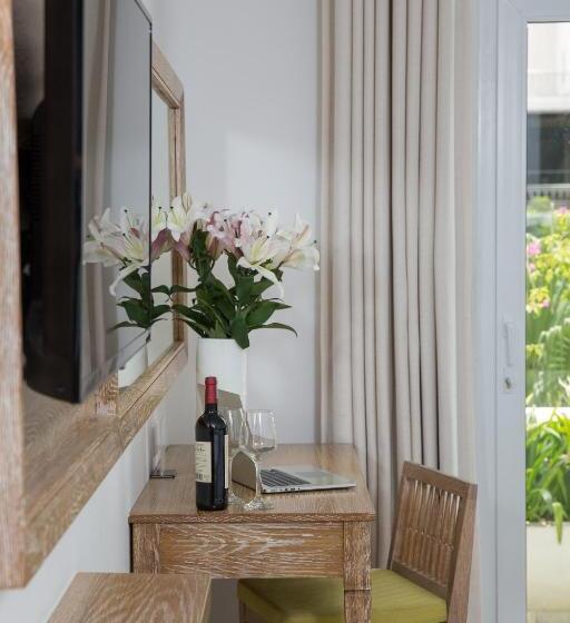 اتاق لوکس با چشمانداز شهر, Risemount Premier Resort Danang