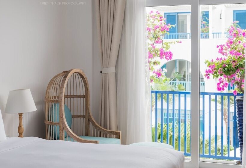 سوییت با چشمانداز استخر, Risemount Premier Resort Danang