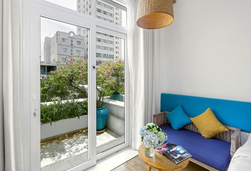 اتاق لوکس با چشم‌انداز شهر, Risemount Premier Resort Danang