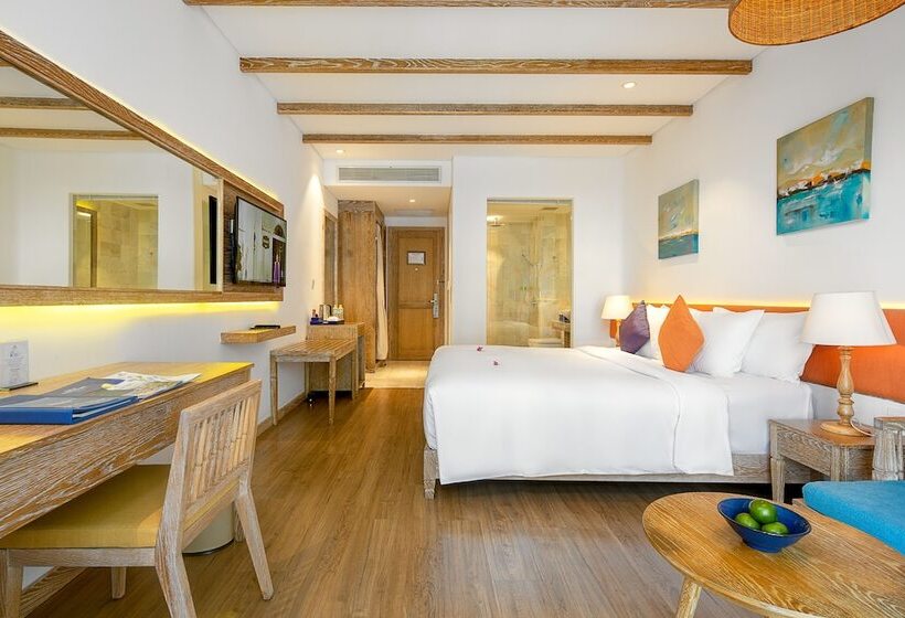 اتاق دلوکس با تخت کینگ و چشمانداز شهر, Risemount Premier Resort Danang