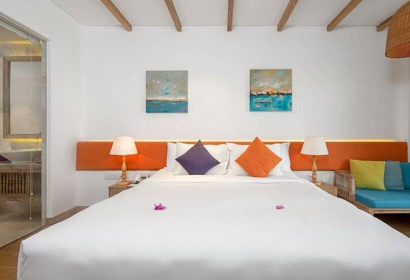 اتاق دلوکس با تخت کینگ و چشمانداز شهر, Risemount Premier Resort Danang