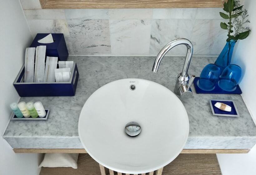 سوییت با چشمانداز استخر, Risemount Premier Resort Danang