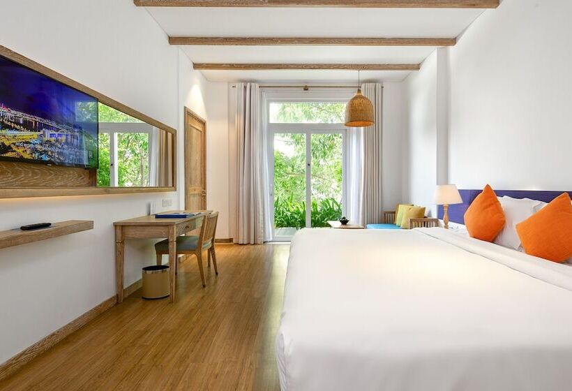 اتاق دلوکس با تخت کینگ و چشمانداز شهر, Risemount Premier Resort Danang