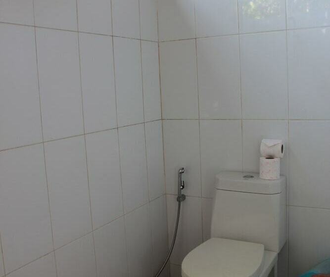 标准间, Cashew Grove Beach Resort