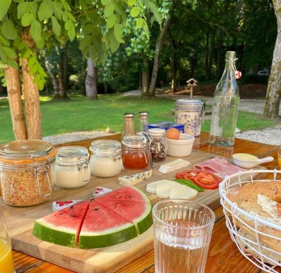 جناح جونيور مطل على الحديقة, Domaine La Rose