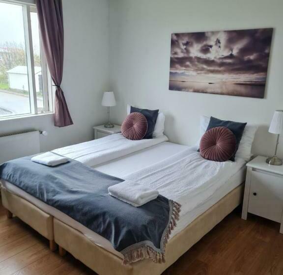 اتاق استاندارد با سرویس بهداشتی مشترک, Hofn Guesthouse