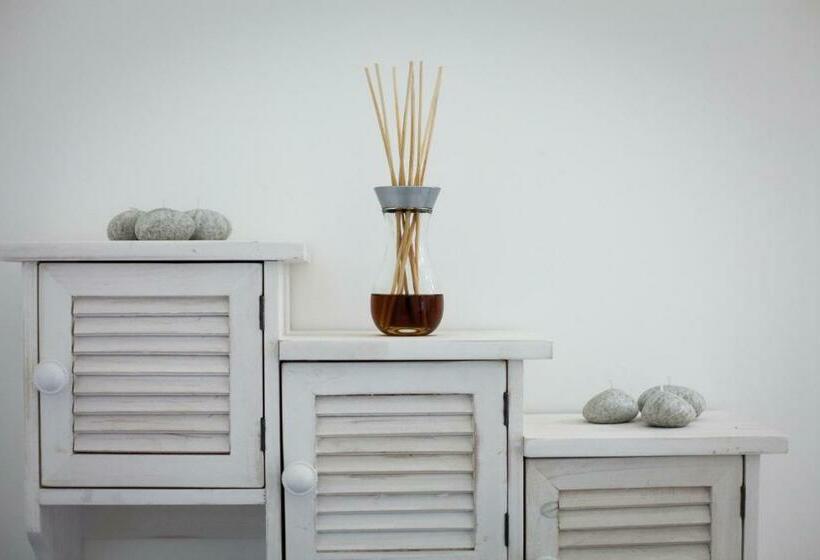 スタンダードルーム, La Ferme Du Midi