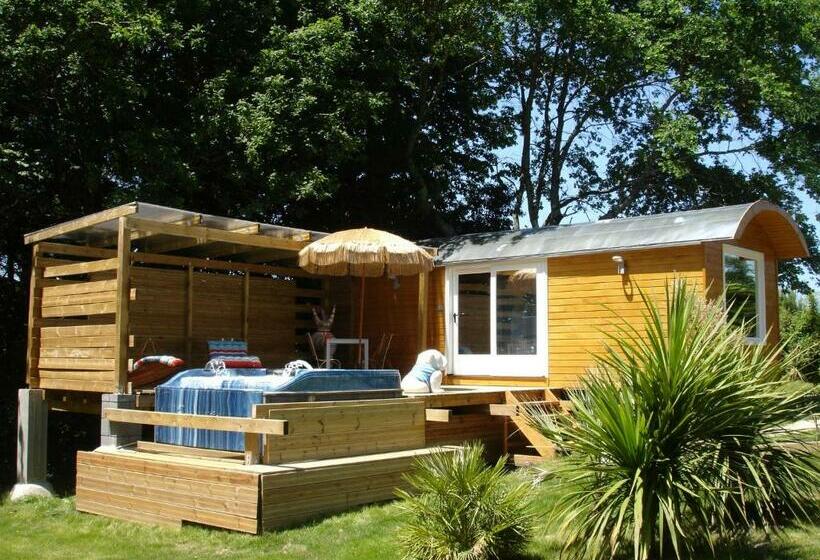 غرفة قياسية مزودة بجاكوزى, Marosenia Ttiki   Cabanes Et Spa