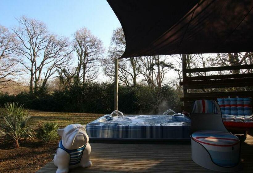 غرفة قياسية مزودة بجاكوزى, Marosenia Ttiki   Cabanes Et Spa