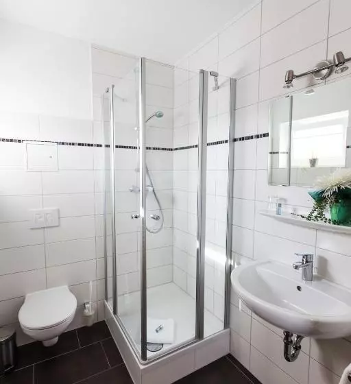 Standard-huone King-vuode, Boutique Hotel Goldene Henne