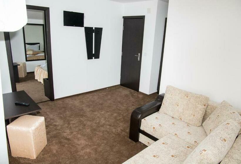 スタンダード4人部屋, Hostel Karisma