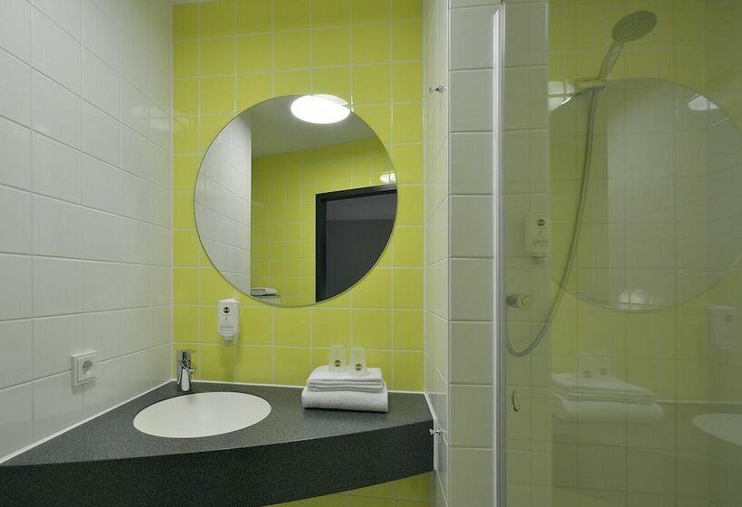 غرفة قياسية ثلاثية, B&b Hotel Mülheim An Der Ruhr