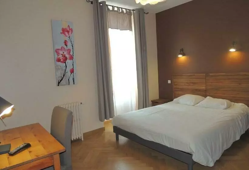スーペリアの４人部屋, Des Alpes