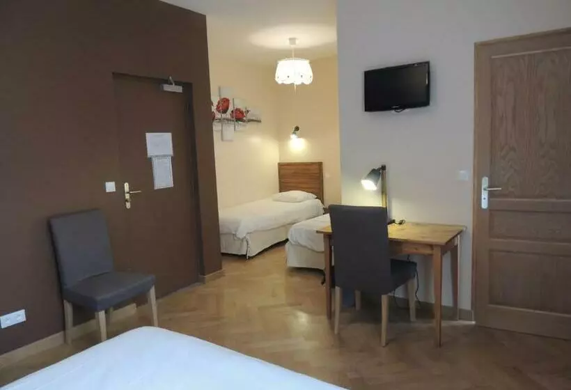 スーペリアの４人部屋, Des Alpes