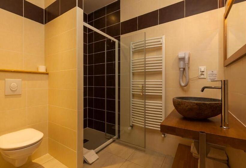 디럭스 룸, Des Alpes