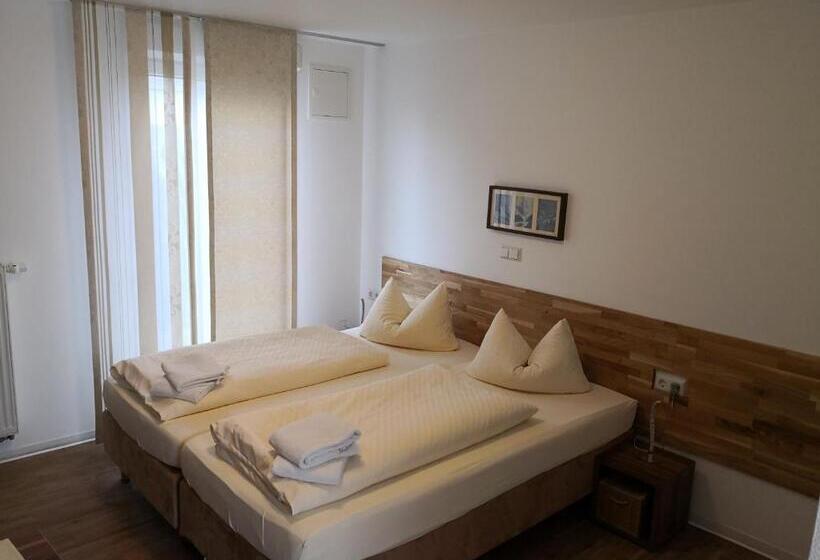 Номер Стандарт с Кухней, Gastehaus Und Fewo Lamm Garni