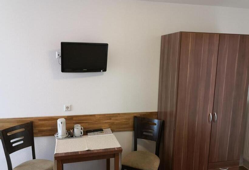 Номер Стандарт, Gastehaus Und Fewo Lamm Garni