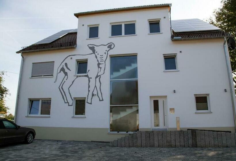 Апартаменты 2 Спальни, Gastehaus Und Fewo Lamm Garni