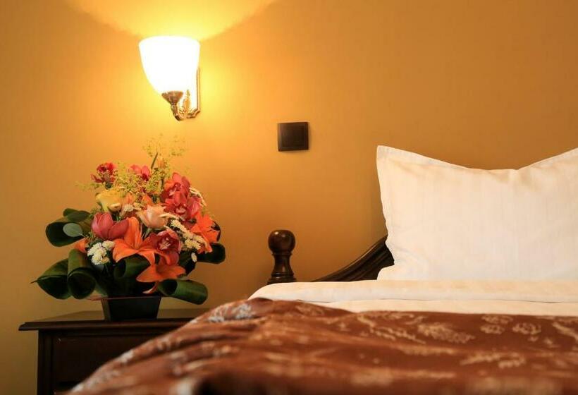 Номер Стандарт, Kreta