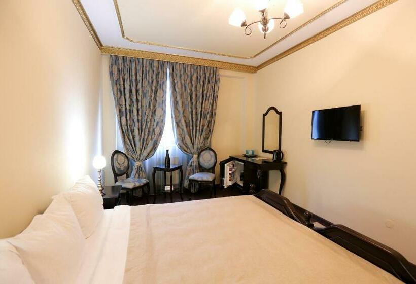 Номер Стандарт, Kreta