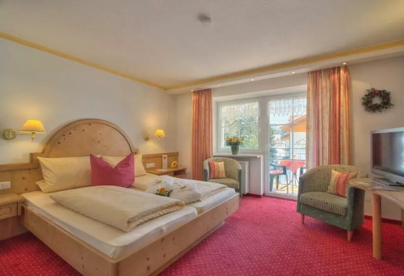 اتاق استاندارد با بالکن, Landhotel Berghof
