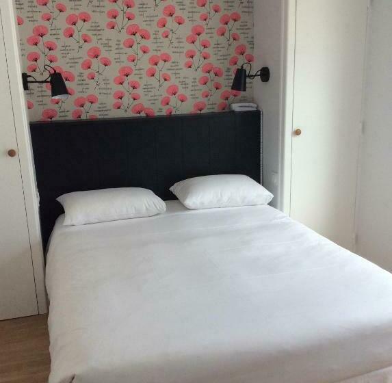 スタンダードルーム, Logis Hotel Du Port